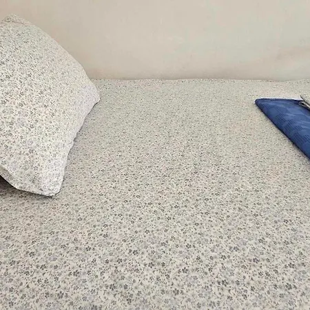 Peloponnese Hideout - White House With The Sea View * Akrata