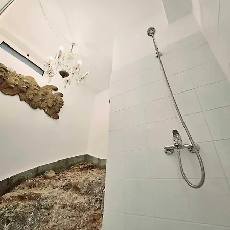 Peloponnese Hideout - White House With The Sea View Akrata