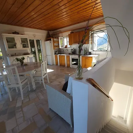 Peloponnese Hideout - White House With The Sea View Villa *