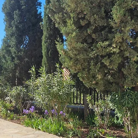 Peloponnese Hideout - White House With The Sea View *