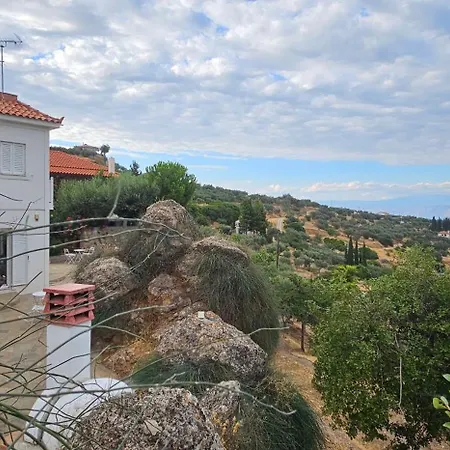 Peloponnese Hideout - White House With Sea View