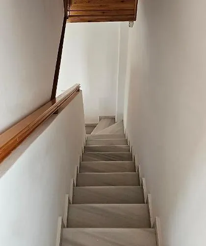 Peloponnese Hideout - White House With The Sea View Villa Akrata