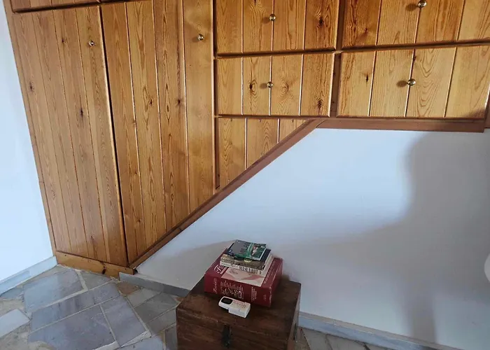 Peloponnese Hideout - White House With The Sea View * Akrata