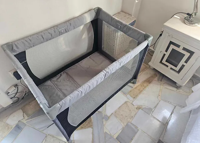 Peloponnese Hideout - White House With The Sea View * Akrata