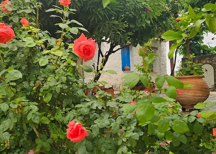 Вилла Peloponnese Hideout - White House With The Sea View Акрата