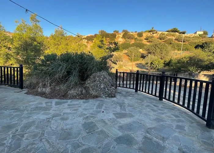 Peloponnese Hideout - White House With The Sea View