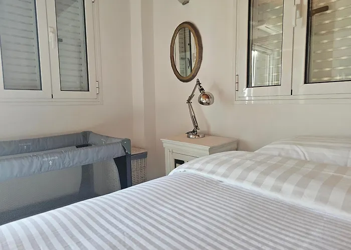 Peloponnese Hideout - White House With The Sea View Vila