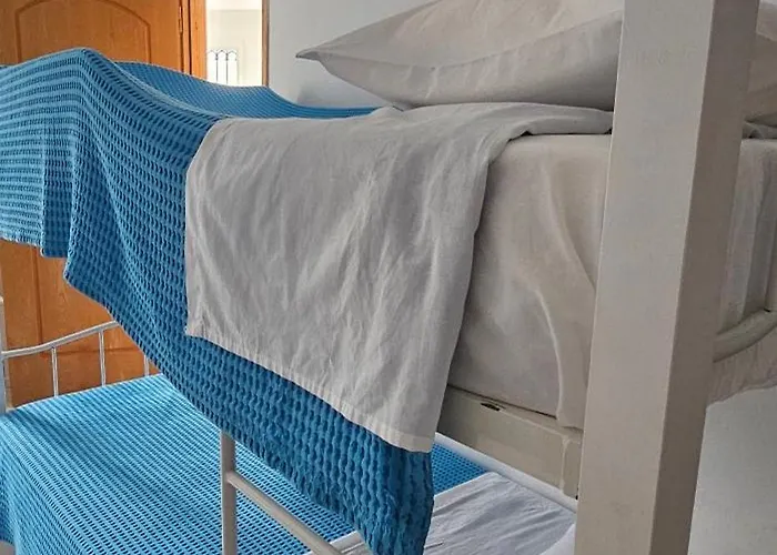 Peloponnese Hideout - White House With The Sea View Акрата